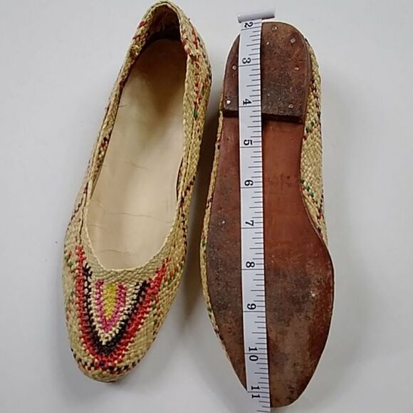 VINTAGE HANDMADE STRAW WOVEN FLATS SHOES SIZE 37 - Picture 2 of 8
